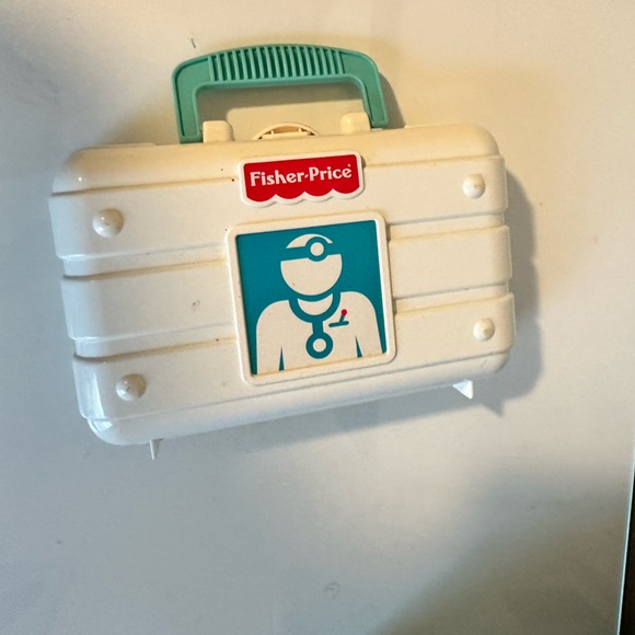 Vintage Fisher Price Doctor Kit - Picture 2 of 5